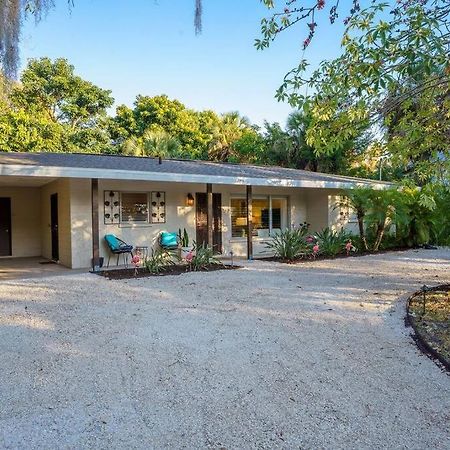 Beautiful Glam Mid-Century 1 Block From Sarasota Bay With Firepit Villa Exteriör bild